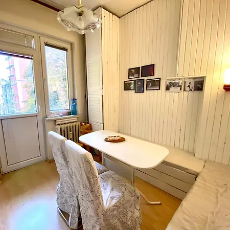 Apartment Happy Appointment *