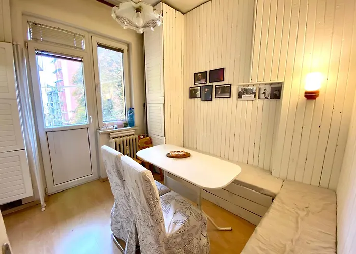 Apartment Happy Appointment *